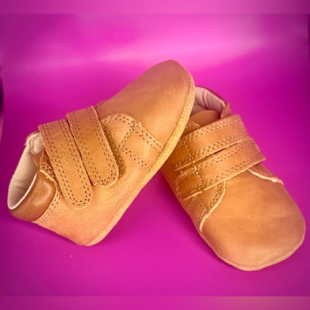 NIB Consciously Baby Baby Walker Shoes Aged Leather Unisex High Top Soft Tan